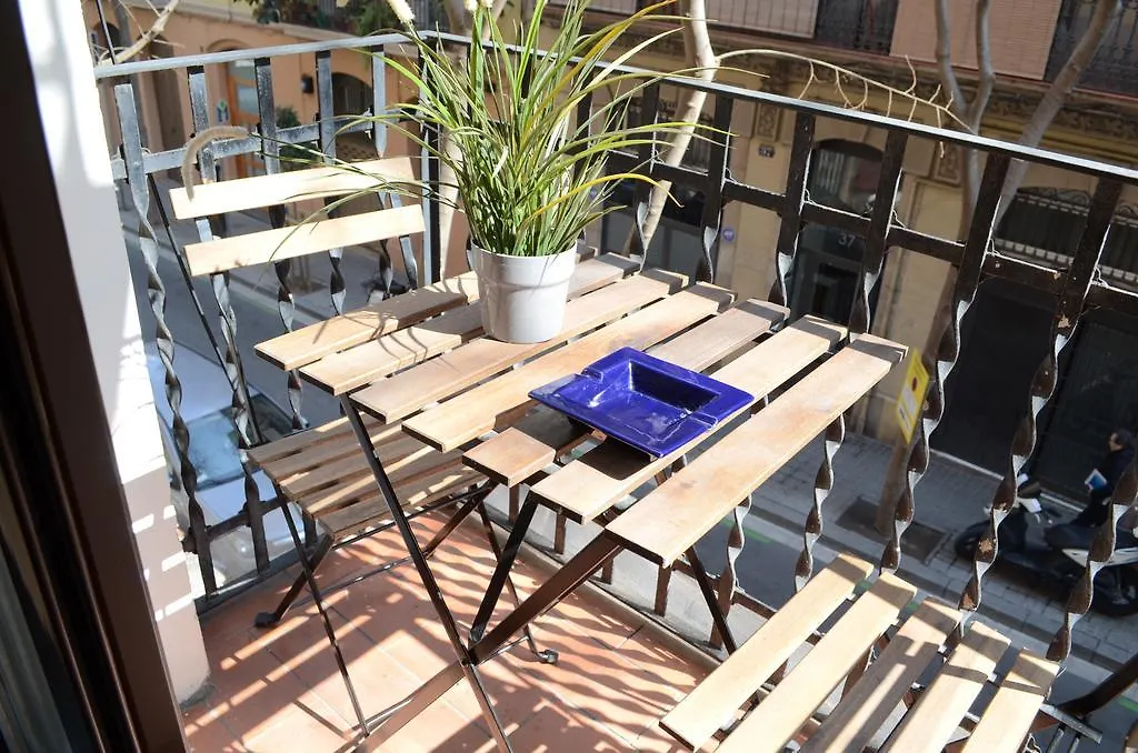 Barcelona In Apartments Poble Sec