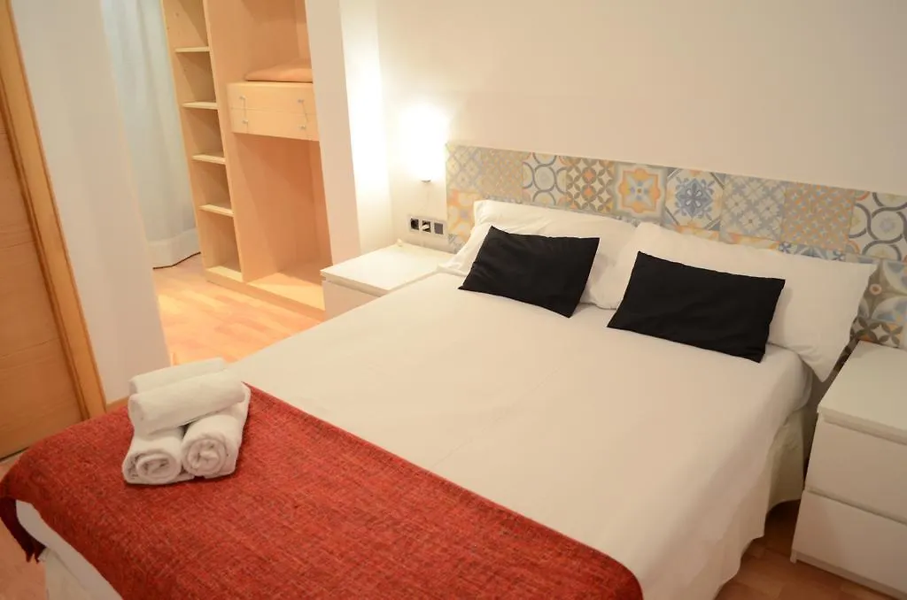 Barcelona In Apartments Poble Sec